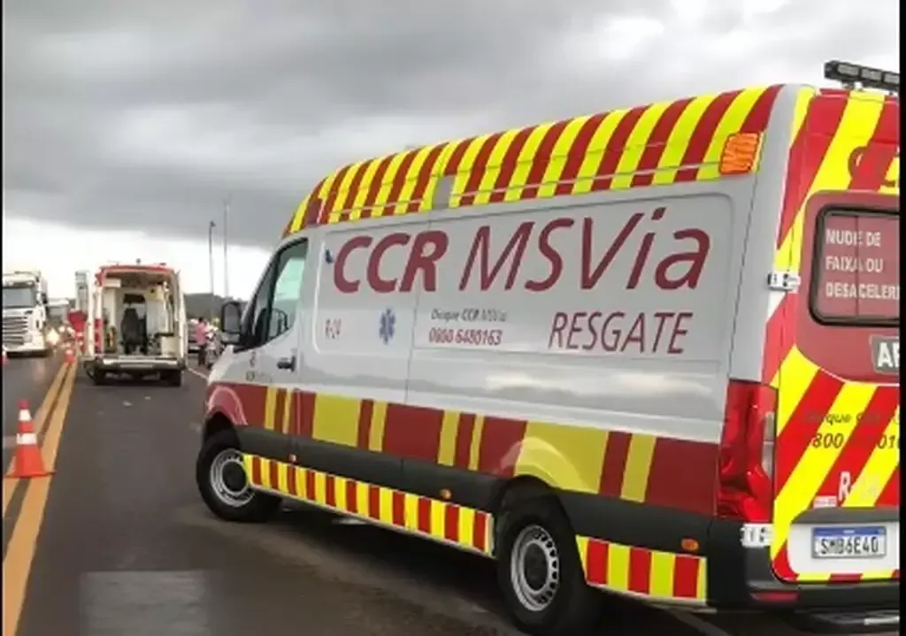 Imagem de compartilhamento para o artigo Caminhonete bate em motocicleta e deixa duas pessoas feridas na BR-163, em Rio Verde de MT da MS Todo dia